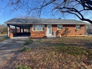 3302 Frontier RD, Roanoke, VA 24012