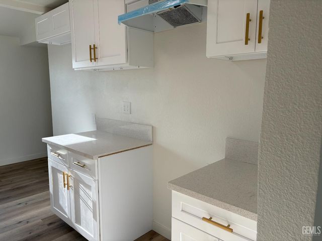 714 Greenwood Drive, Bakersfield, CA 93306