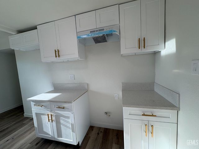 714 Greenwood Drive, Bakersfield, CA 93306