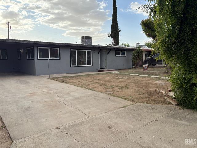 714 Greenwood Drive, Bakersfield, CA 93306