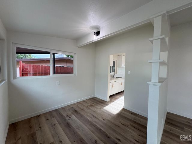 714 Greenwood Drive, Bakersfield, CA 93306