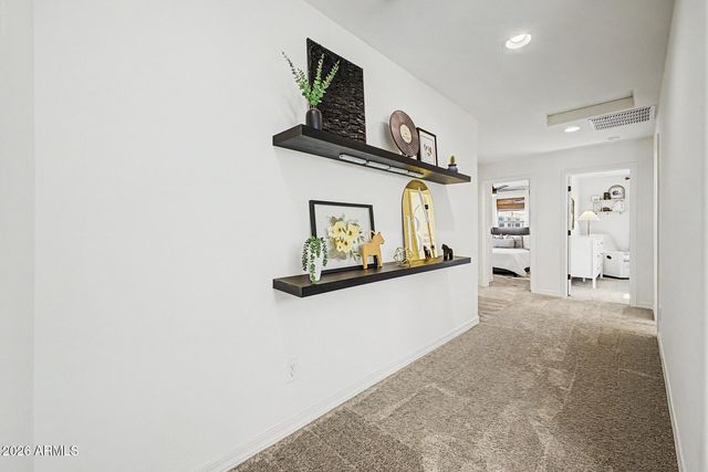 8319 E IRWIN Avenue, Mesa, AZ 85209