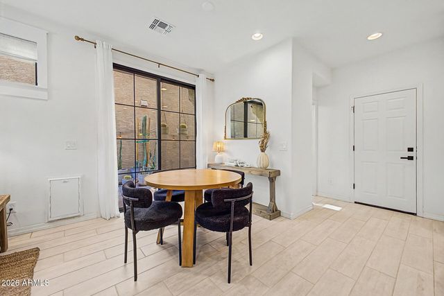 8319 E IRWIN Avenue, Mesa, AZ 85209