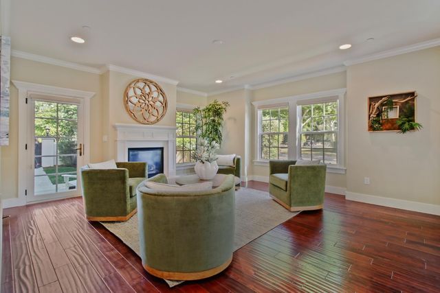 3900 M St, Sacramento, CA 95819