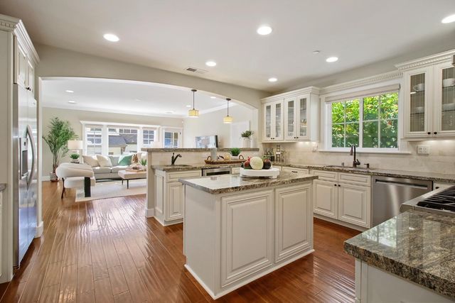 3900 M St, Sacramento, CA 95819