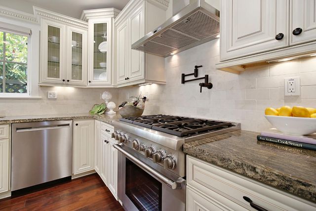 3900 M St, Sacramento, CA 95819