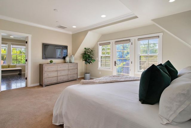 3900 M St, Sacramento, CA 95819
