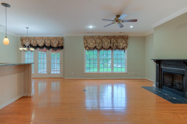 6554 Fairway Estates DR, Roanoke, VA 24018