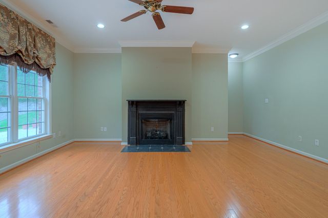 6554 Fairway Estates DR, Roanoke, VA 24018