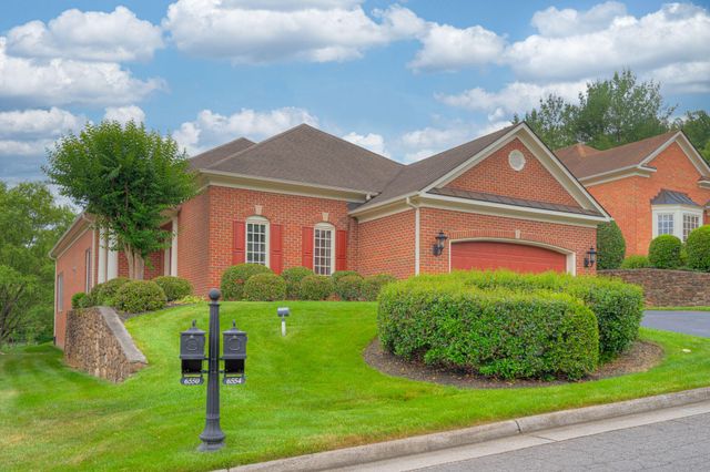 6554 Fairway Estates DR, Roanoke, VA 24018