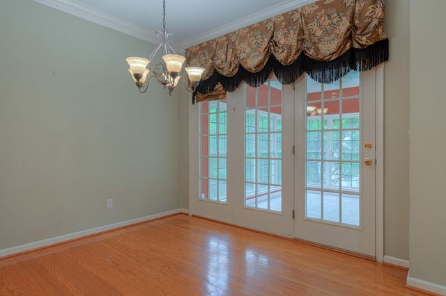 6554 Fairway Estates DR, Roanoke, VA 24018