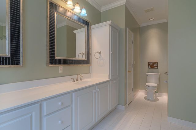 6554 Fairway Estates DR, Roanoke, VA 24018