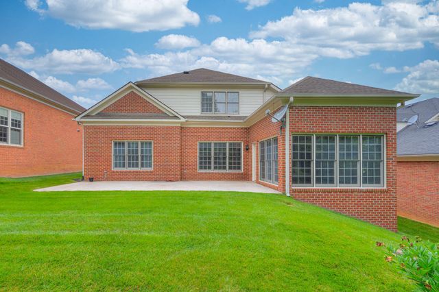 6554 Fairway Estates DR, Roanoke, VA 24018