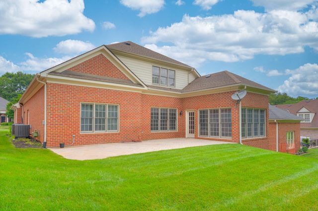 6554 Fairway Estates DR, Roanoke, VA 24018