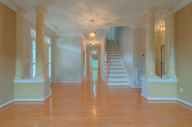 6554 Fairway Estates DR, Roanoke, VA 24018