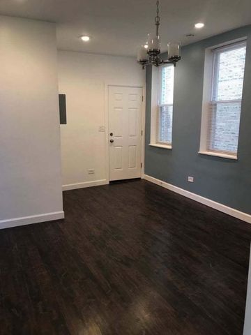 3943 W Addison Street 1R, Chicago, IL 60618