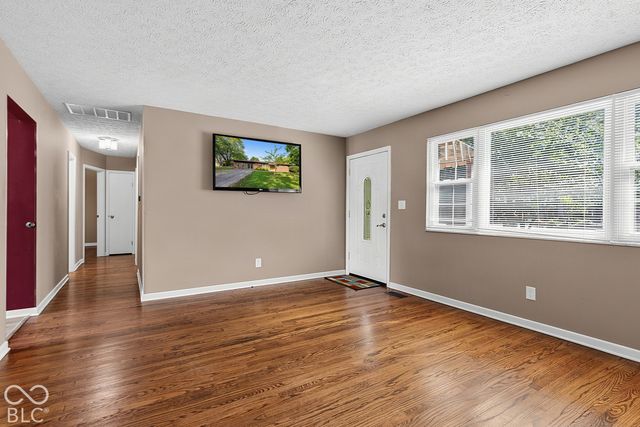 8440 W 88th Street, Indianapolis, IN 46278