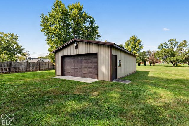 8440 W 88th Street, Indianapolis, IN 46278