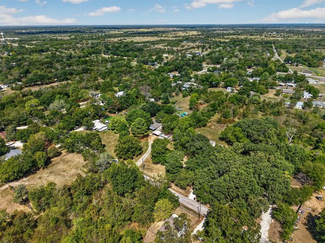 108 Meyers Avenue, Quinlan, TX 75474
