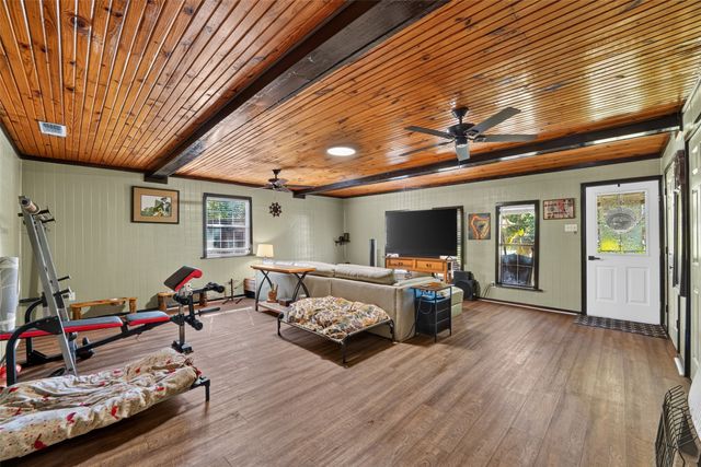 108 Meyers Avenue, Quinlan, TX 75474