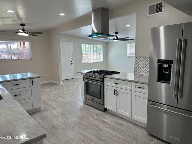 333 E Lee Street, Tucson, AZ 85705