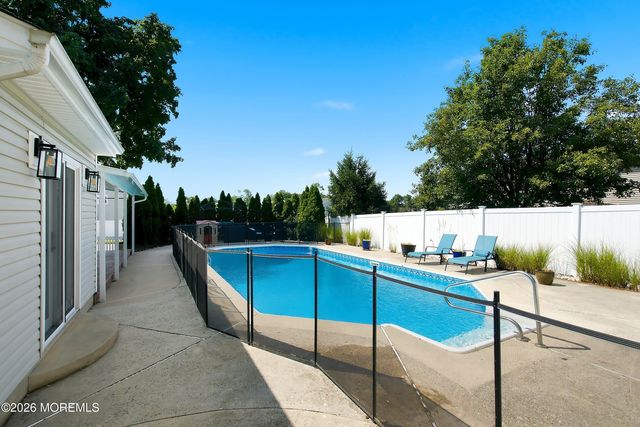 159 Pine Needle Street, Howell, NJ 07731