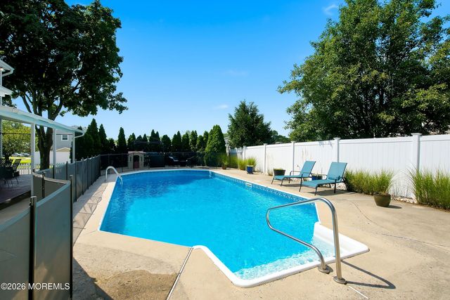 159 Pine Needle Street, Howell, NJ 07731