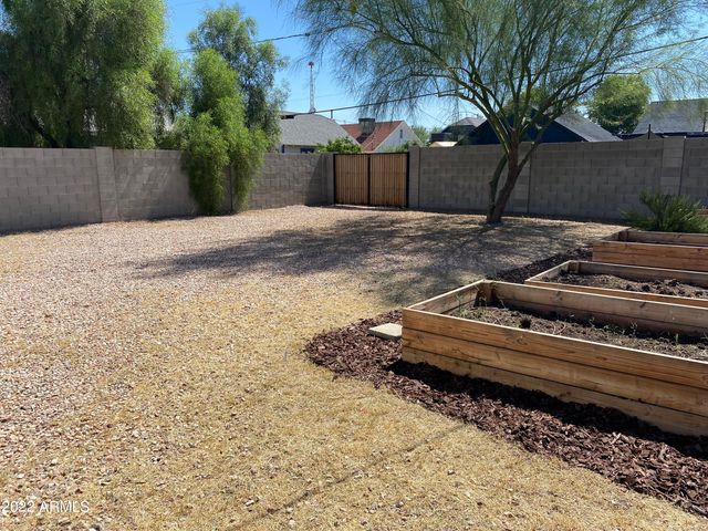 1909 W Palm Lane, Phoenix, AZ 85009