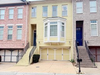 2070 Callaway NW Court, Atlanta, GA 30318