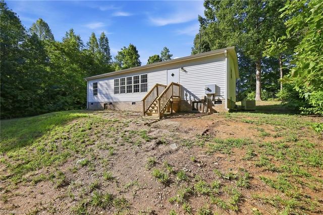 7623 Salem Chapel Road, Walnut Cove, NC 27052