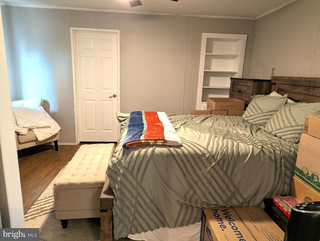 425 ARDMORE LN, Abbottstown, PA 17301