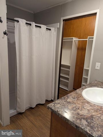 425 ARDMORE LN, Abbottstown, PA 17301