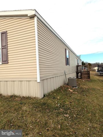 425 ARDMORE LN, Abbottstown, PA 17301