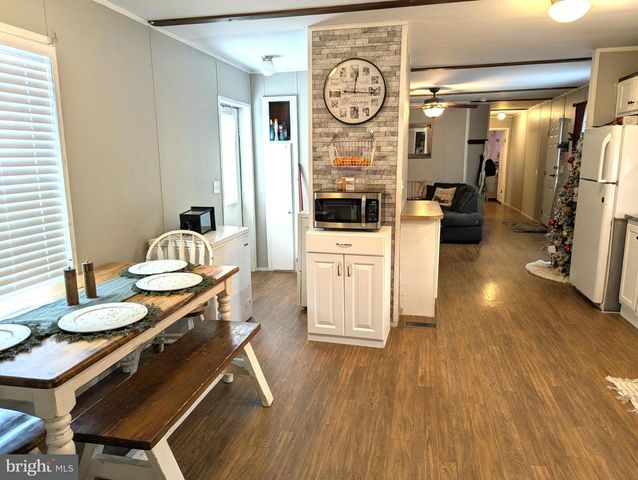 425 ARDMORE LN, Abbottstown, PA 17301