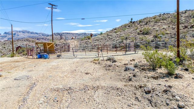 6351 S 7270 Street, Oatman, AZ 86433