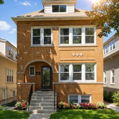 5518 W Melrose Street 2, Chicago, IL 60641