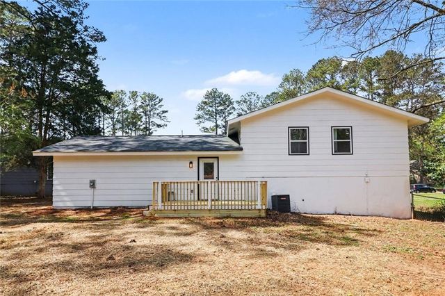 8778 Homewood Court, Riverdale, GA 30274