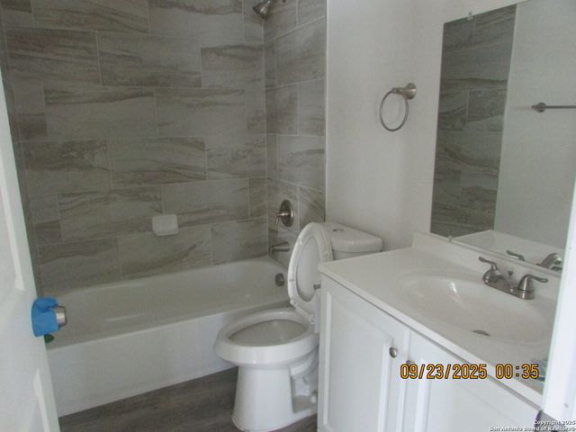 2116 McKinley, San Antonio, TX 78210