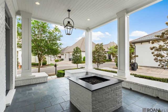 11526 Cypress Barn Dr, Baton Rouge, LA 70810