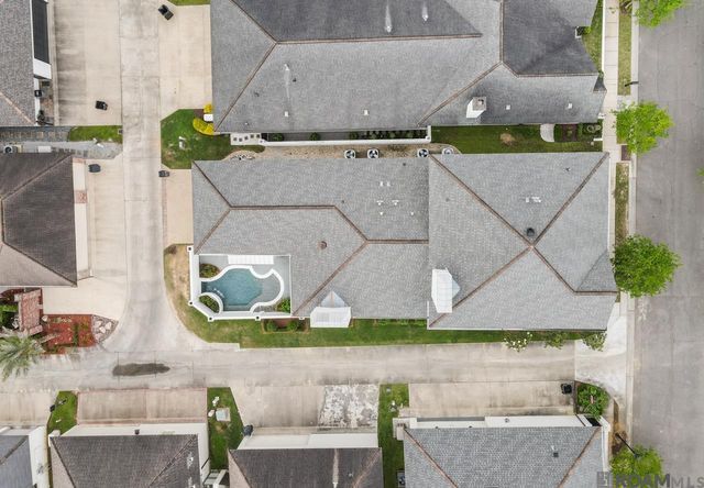 11526 Cypress Barn Dr, Baton Rouge, LA 70810