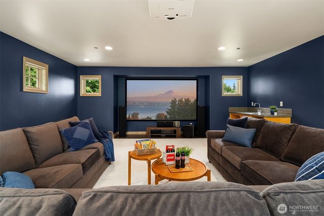 42618 SE 149th Place, North Bend, WA 98045