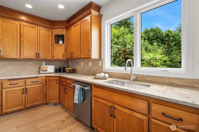 42618 SE 149th Place, North Bend, WA 98045