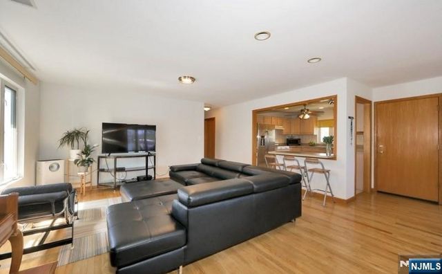 253 Delawanna Avenue, Clifton, NJ 07014