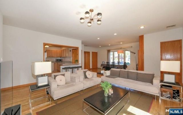 253 Delawanna Avenue, Clifton, NJ 07014