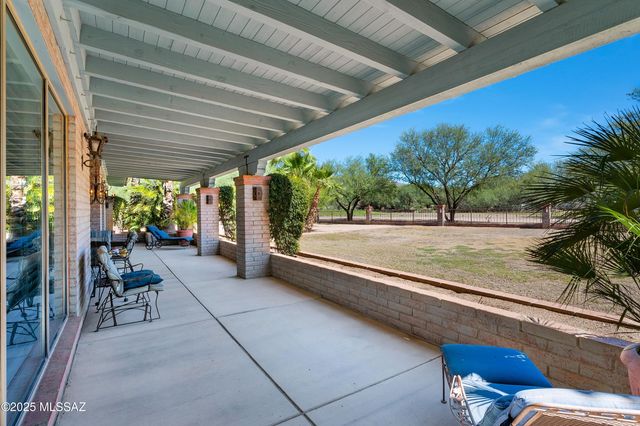 12513 E Jeffers Place, Tucson, AZ 85749