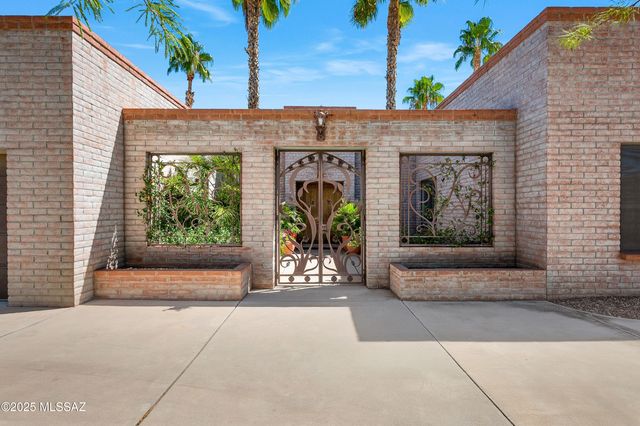 12513 E Jeffers Place, Tucson, AZ 85749