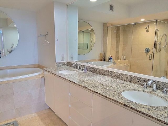 1830 S OCEAN Drive 5111, Hallandale Beach, FL 33009