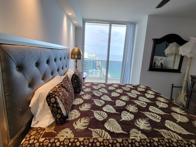 1830 S OCEAN Drive 5111, Hallandale Beach, FL 33009