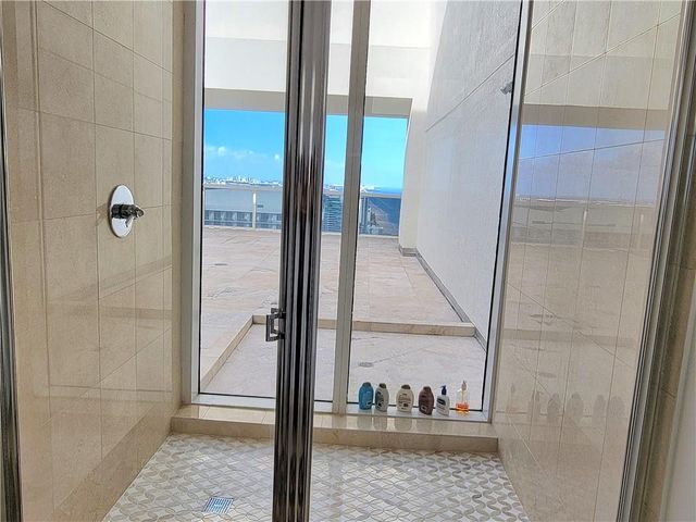 1830 S OCEAN Drive 5111, Hallandale Beach, FL 33009