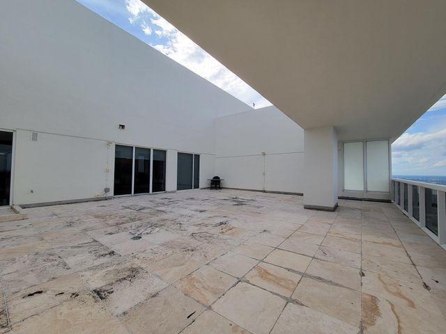 1830 S OCEAN Drive 5111, Hallandale Beach, FL 33009